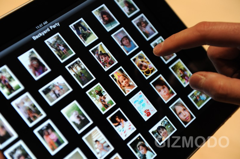 Illustration for article titled Apple iPad Hands On